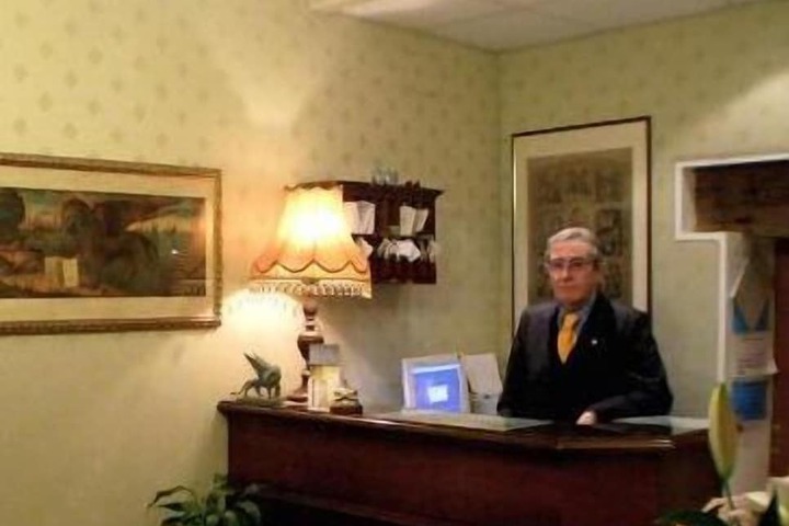 Guest Lobby