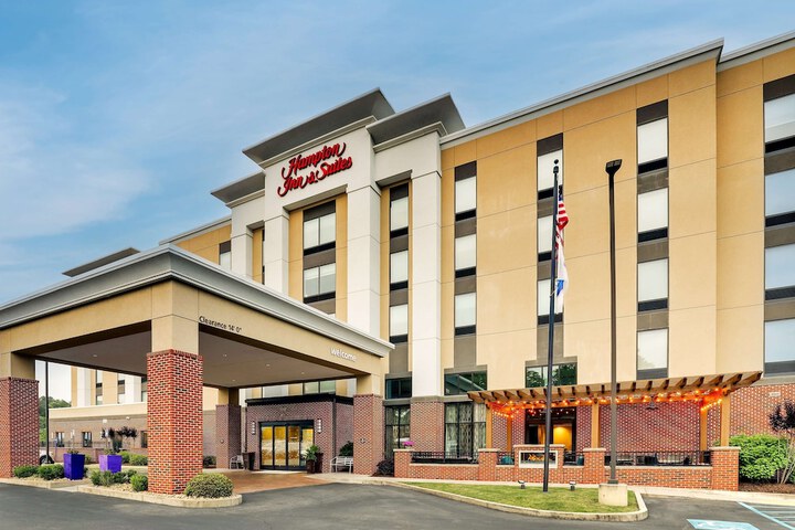 Hotel 63 of 67
