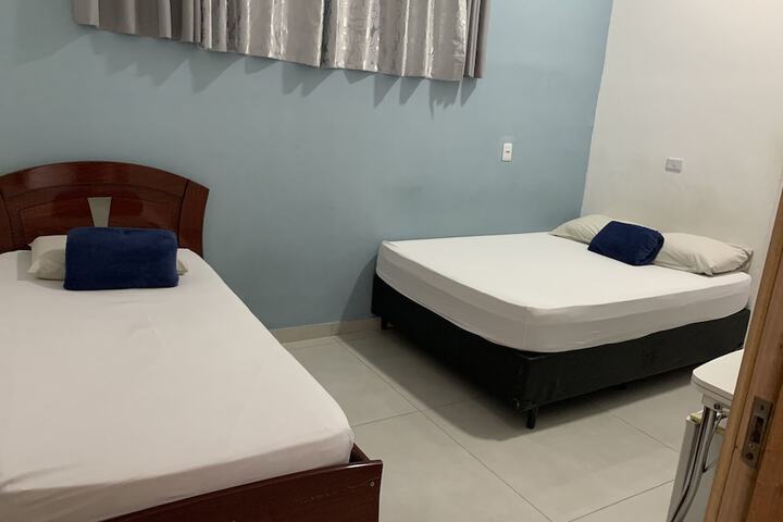 Room 9 of 33
