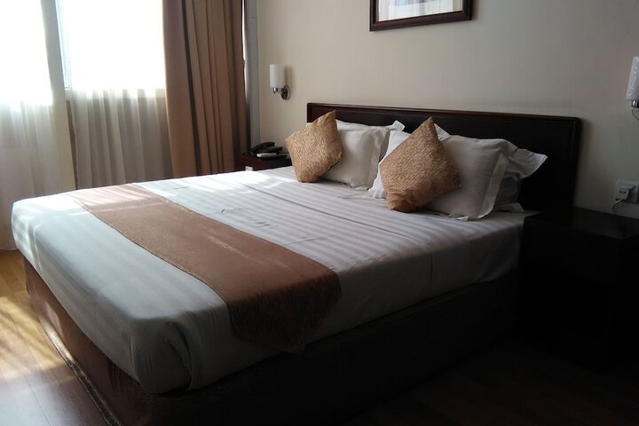 Room 12 of 43