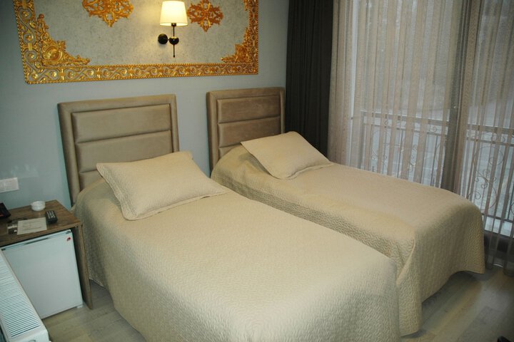 Room 18 of 22