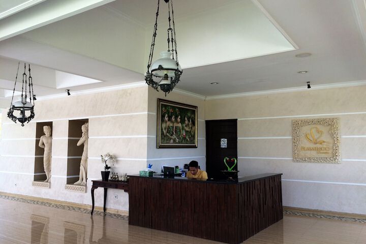 Hotel Interior 4 of 114