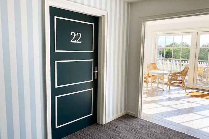 Room 16 of 47