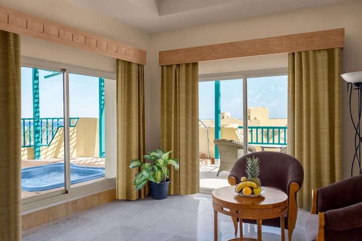Room 32 of 134