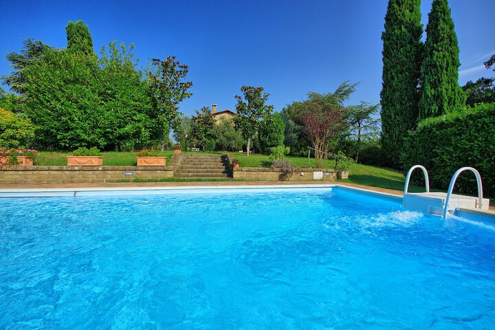 Pool 26 of 30
