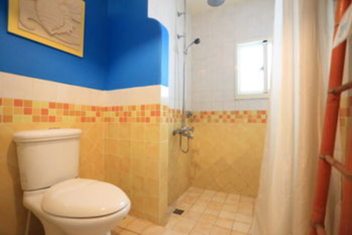Room 2 of 24