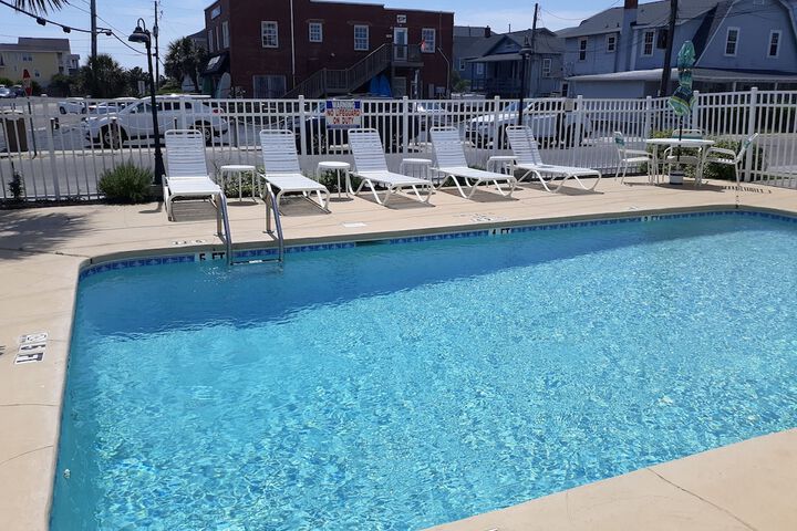 Pool 269 of 333