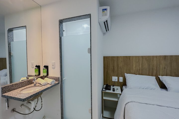Room 15 of 29