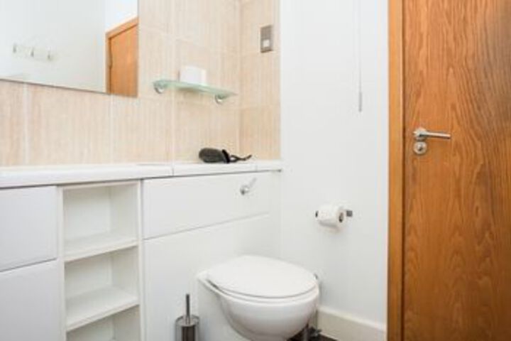 Room 3 of 21
