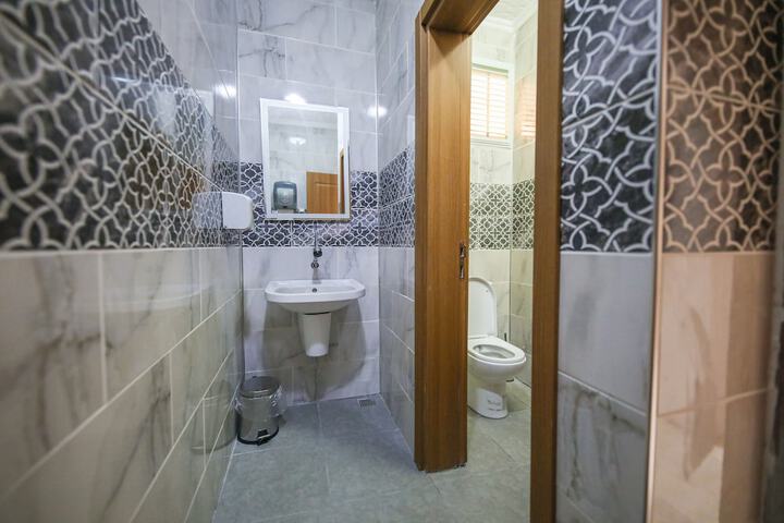 Room 17 of 26