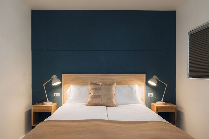 Room 10 of 25