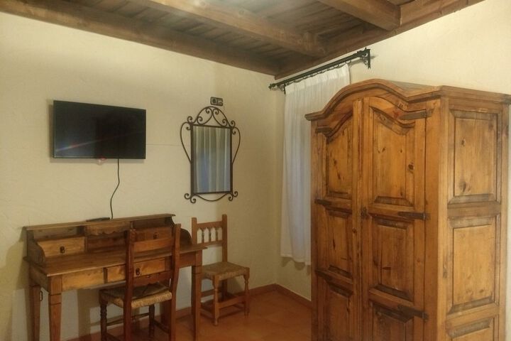 Room 3 of 62