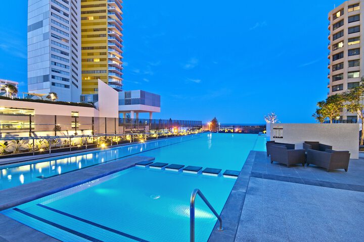 Pool 193 of 213