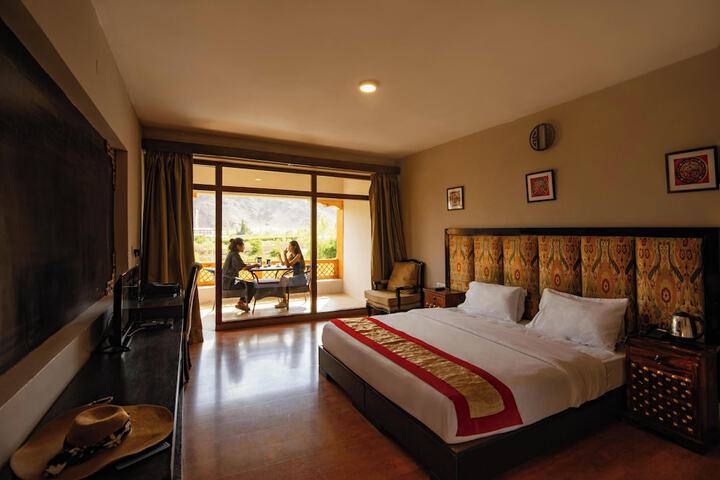 Room 3 of 17