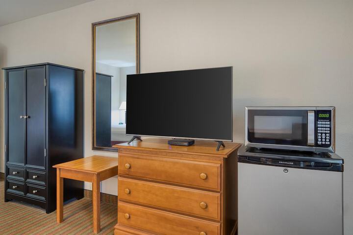 Room 15 of 35