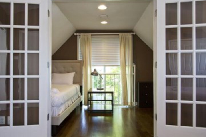 Photo of Grand 3BR in Roscoe Village by Sonder