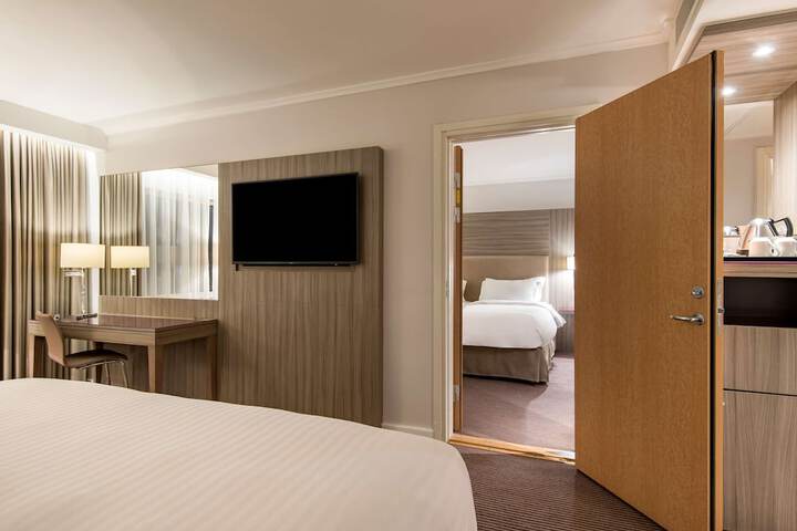 Room 43 of 149