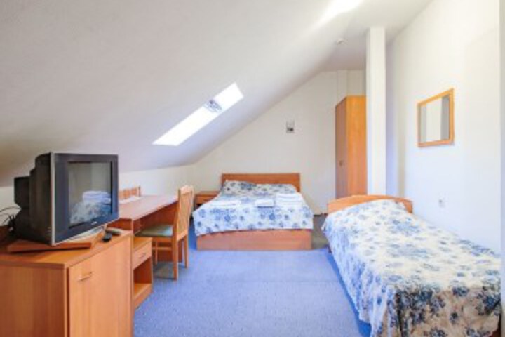 Room 32 of 111