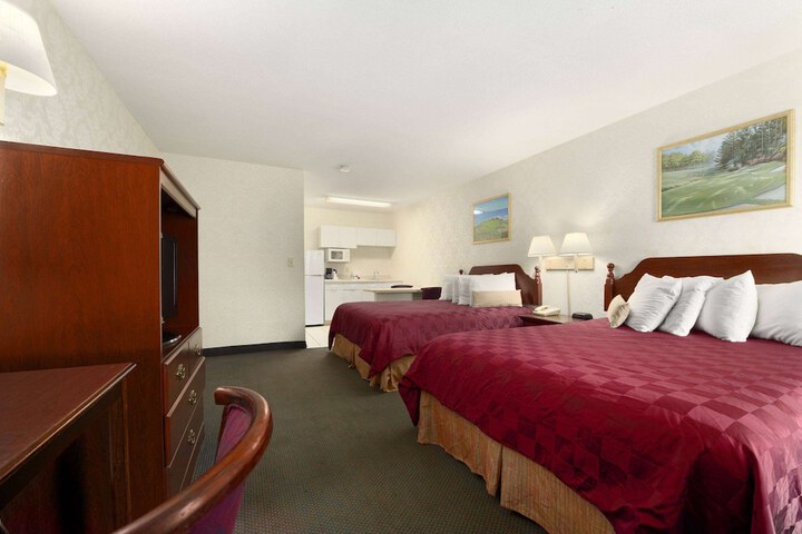 Room 15 of 29