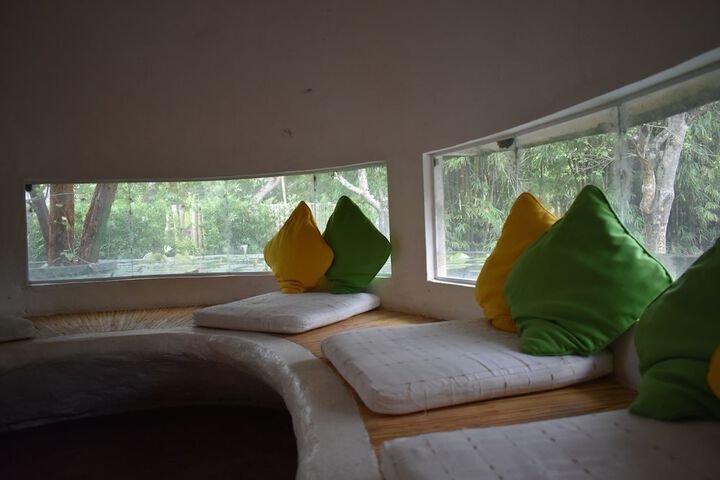 Room 16 of 56