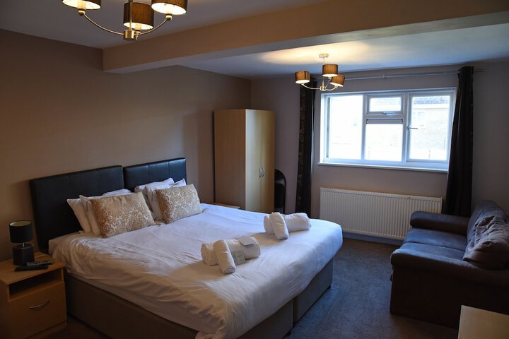 Room 3 of 25