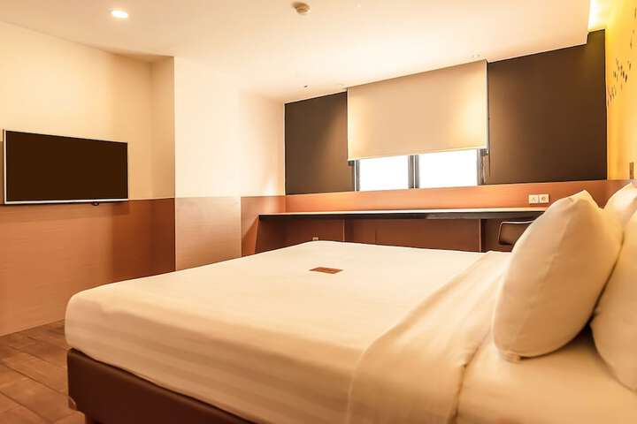 Room 17 of 107