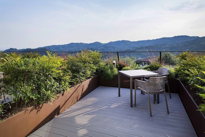Terrace/Patio 48 of 48