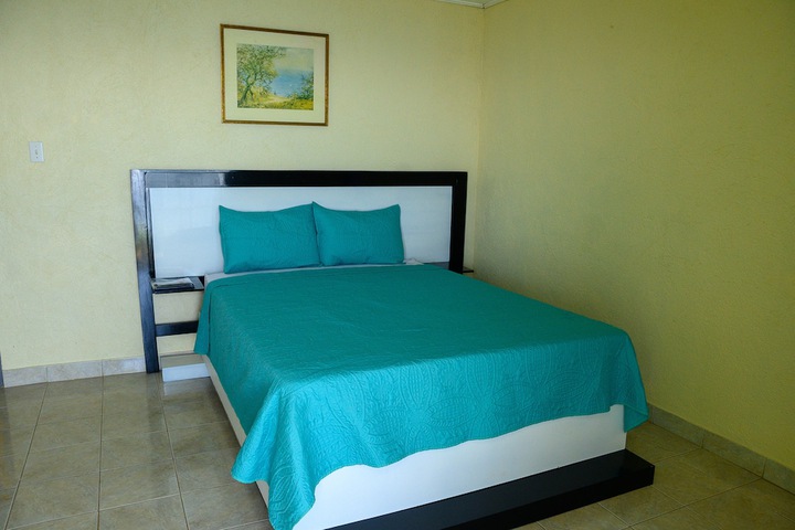 Room 6 of 29