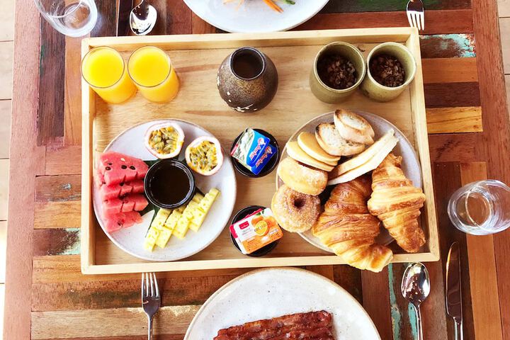 Breakfast/Coffee Service 75 of 89