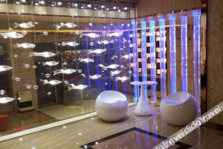 Hotel Interior 9 of 16