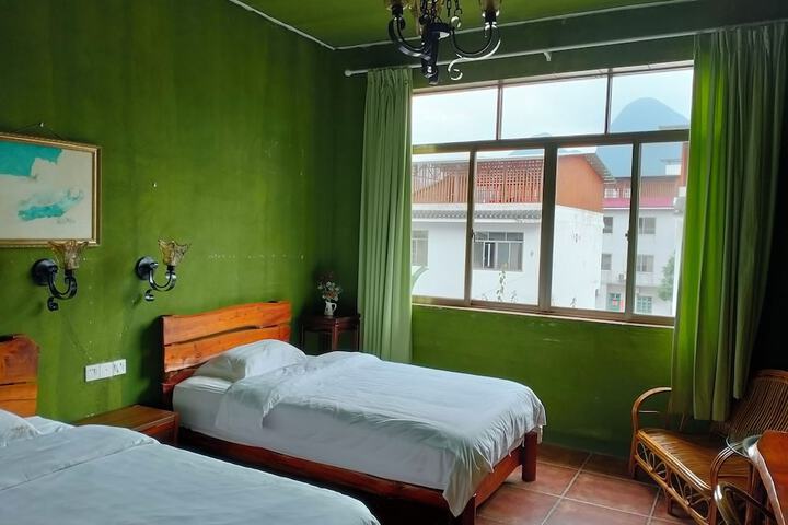 Room 21 of 69