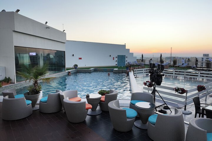 Pool 39 of 67