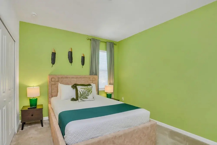 Room 2 of 22