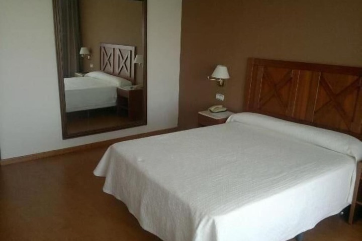 Room 15 of 67