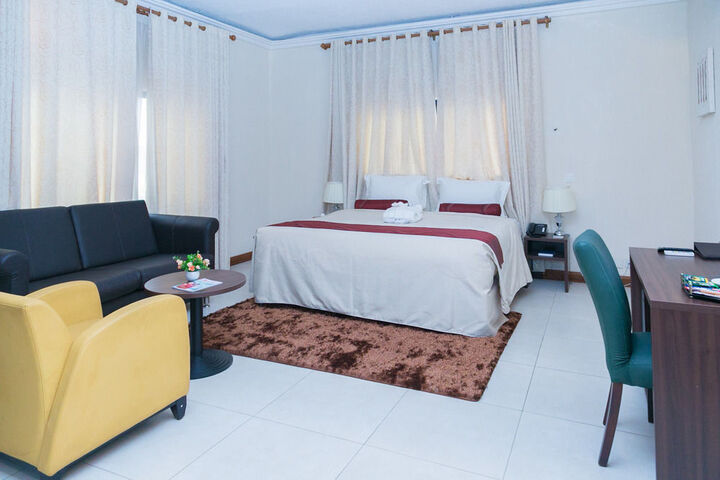 Room 2 of 18