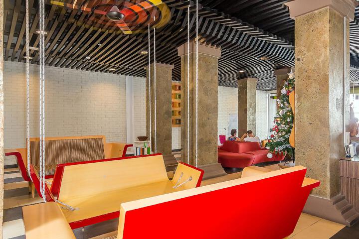 Guest Lobby