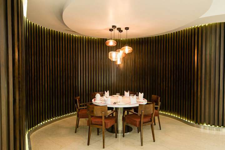 Dining 70 of 101