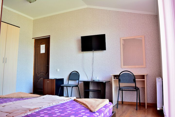 Room 21 of 49