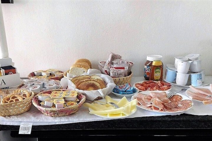 Dining Photos