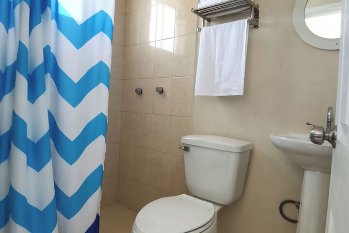 Room 6 of 14