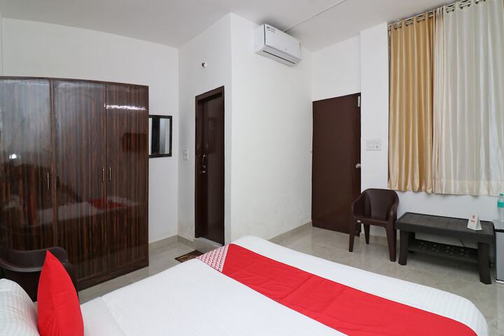 Room 14 of 23