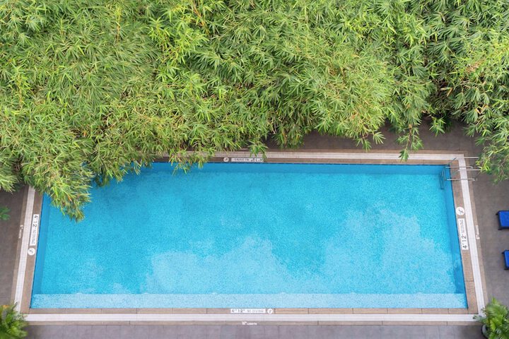 Hotel Pool