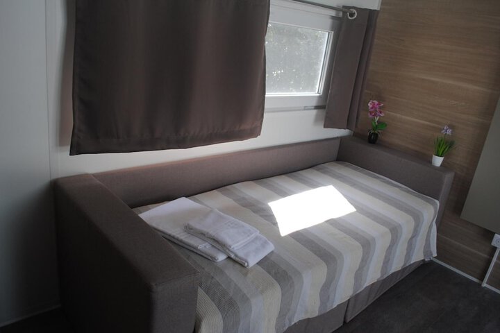 Room 11 of 63