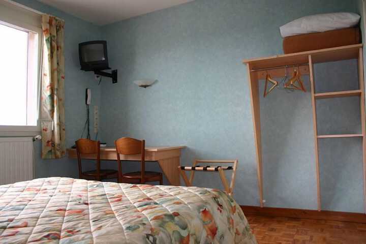 Room 5 of 45