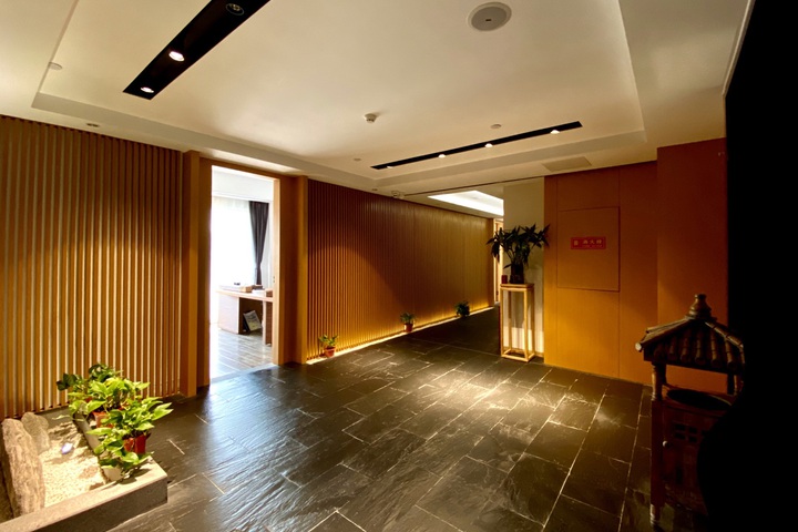 Hotel Interior 20 of 38