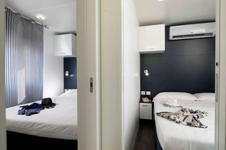 Room 9 of 173