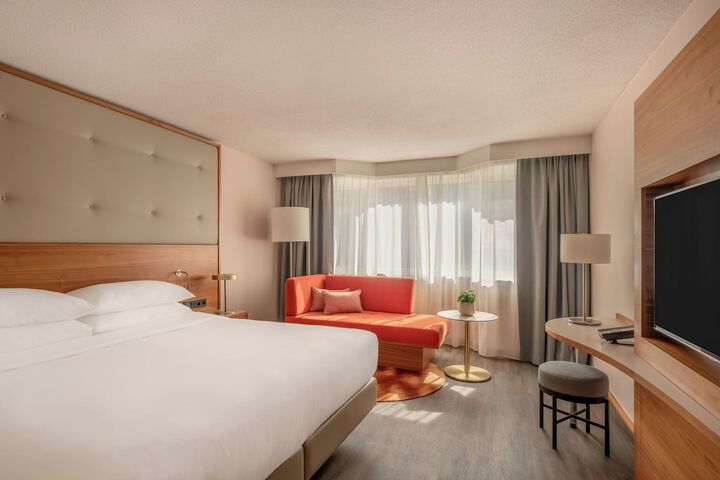 Room 32 of 115