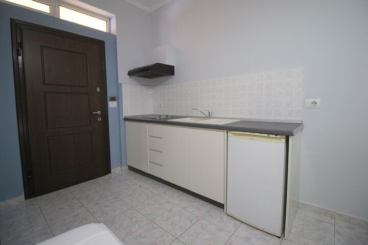 Room 9 of 66