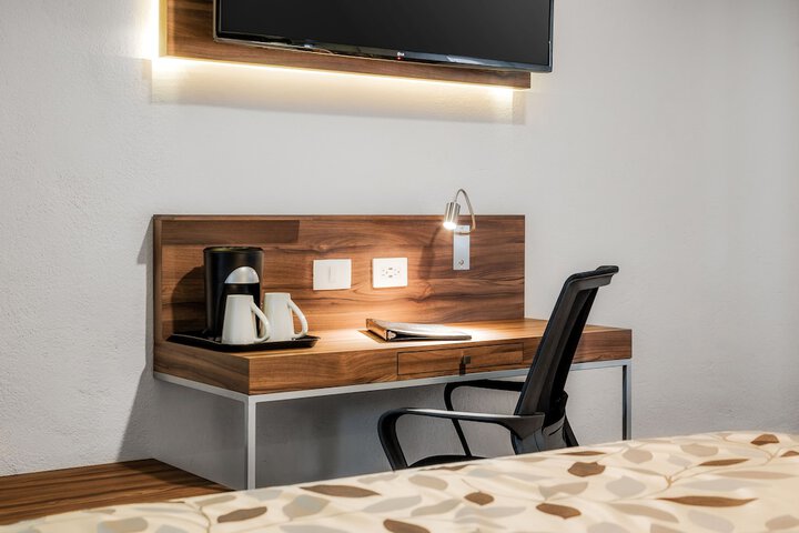 Room 8 of 46