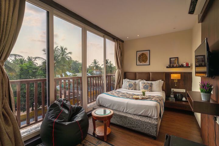 Room 8 of 26